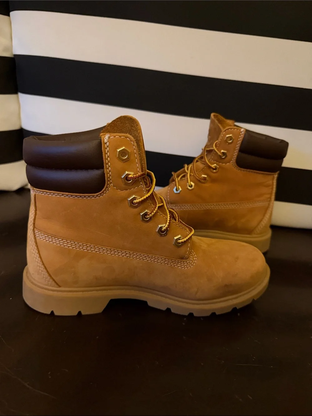 Women’s Timberland Waterproof Boots - Size 6 - Picture 2 of 6